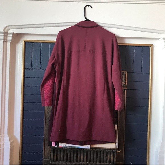 Lululemon Sporty Chic Two-Tone Jacket - Picture 2 of 9